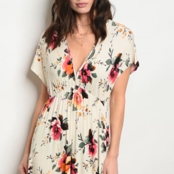 LAST 1! Ivory Floral Maxi dress - Picture 2 of 7